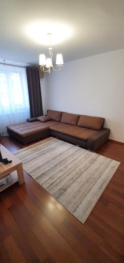 Apartament Chaplins 3 Camere Пьятра-Нямц Экстерьер фото